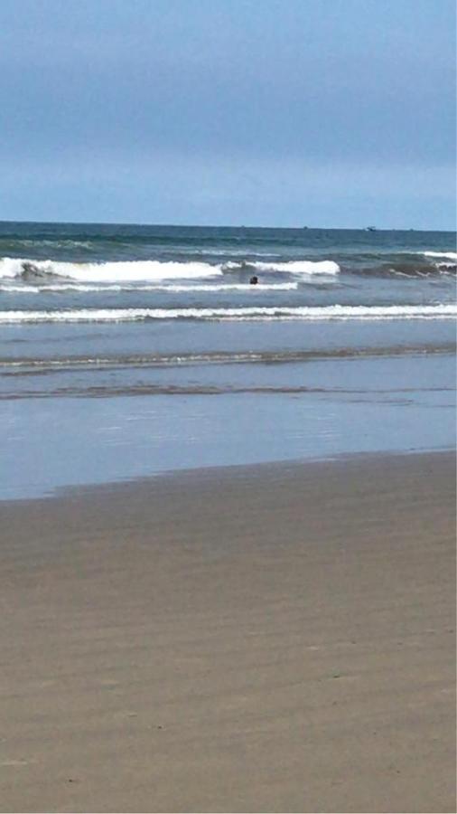 Lindo Apartamento Guilhermina - Edificio Frente Para O Mar Praia Grande  Exteriör bild